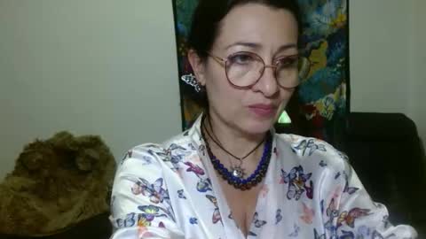 Snapshot of ginaoneon chatting on May 2, 3:28 pm GinaONeon online show from May 2, 3:28 pm