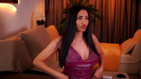 Gina online show from February 7, 7:49 pm