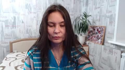 Snapshot of ginaxsoulah__ chatting on November 16, 12:44 pm ginaxsoulah online show from November 16, 12:44 pm