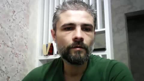 Snapshot of gindrie chatting on January 18, 12:26 pm Gabriel online show from January 18, 12:26 pm