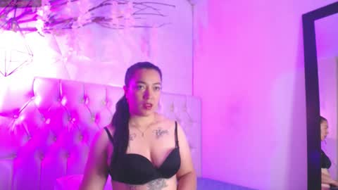 Ginebra online show from December 1, 1:05 pm