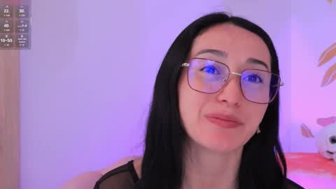 Snapshot of ginevra_esposito chatting on October 29, 12:29 pm Ginn online show from October 29, 12:29 pm