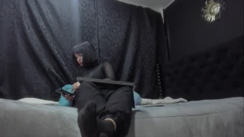 Miss online show from January 30, 8:53 pm