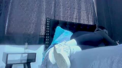 Miss online show from October 15, 4:29 pm