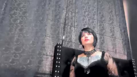 Miss online show from January 16, 8:02 pm