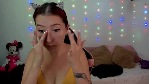 Snapshot of ginger_sweetty chatting on February 9, 1:33 am Ginger online show from February 9, 1:33 am