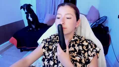 Snapshot of ginger_sweetty chatting on February 23, 12:08 am Ginger online show from February 23, 12:08 am