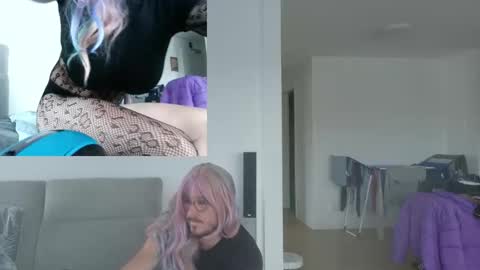 Snapshot of gingerpink1911 chatting on November 9, 12:36 pm GingerPink online show from November 9, 12:36 pm