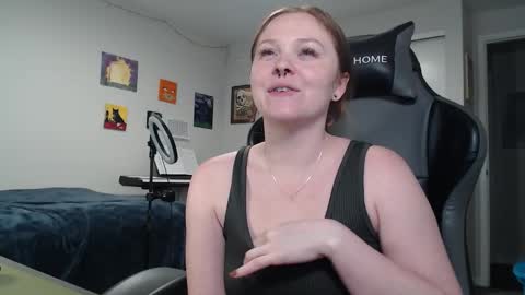 Snapshot of gingervial chatting on October 30, 11:49 pm gingervial online show from October 30, 11:49 pm