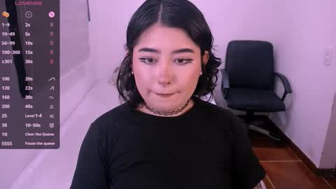 Snapshot of ginmeowuwu chatting on November 1, 3:58 pm ginmeowuwu online show from November 1, 3:58 pm