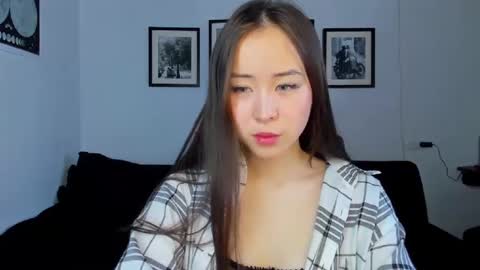 Snapshot of ginnycherry chatting on February 6, 9:11 am Ginny online show from February 6, 9:11 am