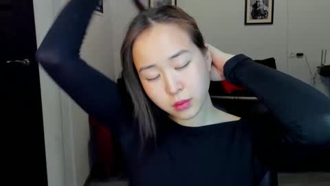 Snapshot of ginnycherry chatting on March 5, 8:21 pm Ginny online show from March 5, 8:21 pm