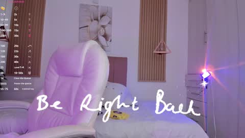 Snapshot of ginnywett chatting on February 13, 5:11 pm Kendall online show from February 13, 5:11 pm