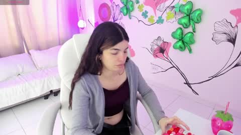 Kendall online show from March 26, 1:06 pm