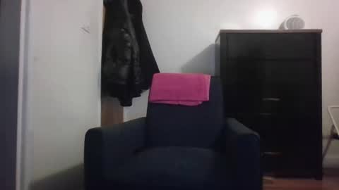 gino_crazy87 online show from January 17, 6:36 am