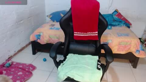 Snapshot of giorgia_xue53 chatting on December 26, 8:32 pm Mary online show from December 26, 8:32 pm