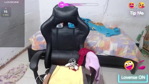 Snapshot of giorgia_xue53 chatting on January 21, 8:41 am Mary online show from January 21, 8:41 am