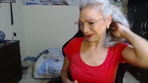 Snapshot of giorgia_xue53 chatting on February 6, 4:31 am Mary online show from February 6, 4:31 am