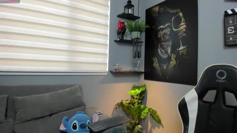 Snapshot of giorgio_leone2 chatting on January 20, 10:26 pm Giorgio leone online show from January 20, 10:26 pm