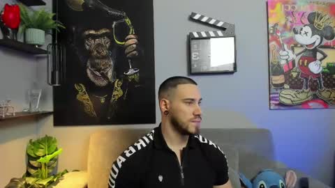 Snapshot of giorgio_leone2 chatting on March 1, 10:10 pm Giorgio leone online show from March 1, 10:10 pm