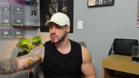 Snapshot of giorgio_leone2 chatting on October 29, 1:41 am Giorgio leone online show from October 29, 1:41 am