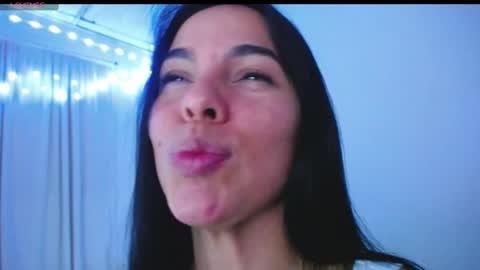 Snapshot of giorivera199 chatting on March 11, 6:32 am GIO RIVERA online show from March 11, 6:32 am