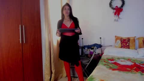 Snapshot of girasol_walton chatting on December 10, 3:33 pm Girasol Walton online show from December 10, 3:33 pm
