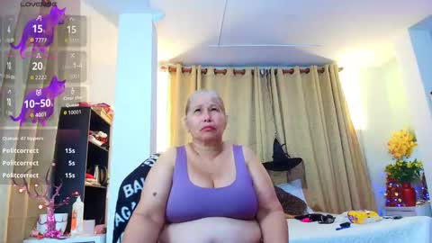 Girl Amada online show from October 18, 9:32 am