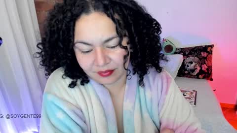 Snapshot of girl_inline chatting on March 5, 1:21 am girl_inline online show from March 5, 1:21 am