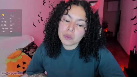 Snapshot of girl_inline chatting on October 29, 11:50 pm girl_inline online show from October 29, 11:50 pm