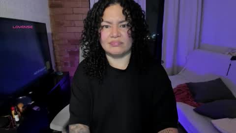 Snapshot of girl_inline chatting on November 22, 11:26 pm girl_inline online show from November 22, 11:26 pm