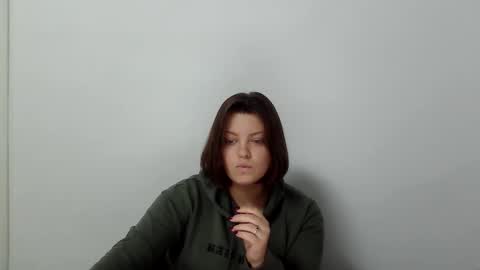 Snapshot of girl_leya chatting on November 21, 8:18 pm girl_leya online show from November 21, 8:18 pm