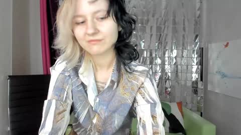 girl_next_doorr online show from January 28, 12:54 pm