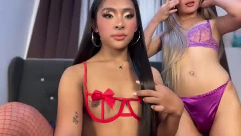 queen ronna online show from March 29, 8:25 am