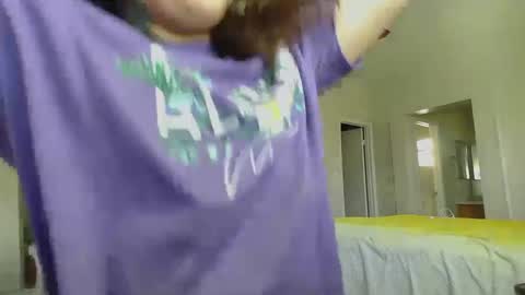 Snapshot of girlnextdoor702 chatting on December 30, 6:27 pm Jasmine online show from December 30, 6:27 pm