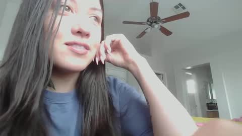 Snapshot of girlnextdoor702 chatting on January 1, 6:49 pm Jasmine online show from January 1, 6:49 pm