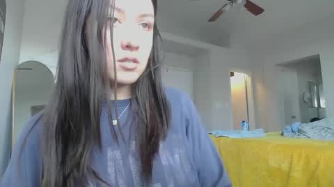 Snapshot of girlnextdoor702 chatting on January 5, 9:36 pm Jasmine online show from January 5, 9:36 pm