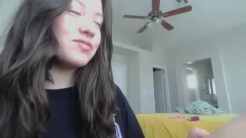 Snapshot of girlnextdoor702 chatting on January 6, 5:49 pm Jasmine online show from January 6, 5:49 pm