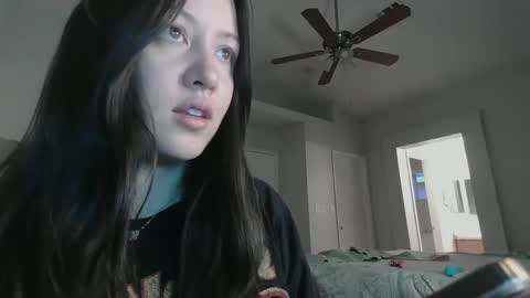 Snapshot of girlnextdoor702 chatting on March 2, 2:00 pm Jasmine online show from March 2, 2:00 pm