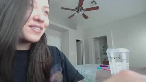 Snapshot of girlnextdoor702 chatting on March 3, 9:05 pm Jasmine online show from March 3, 9:05 pm