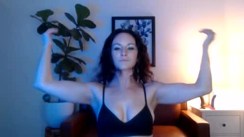 Girlnexxxdoor online show from February 12, 1:44 am