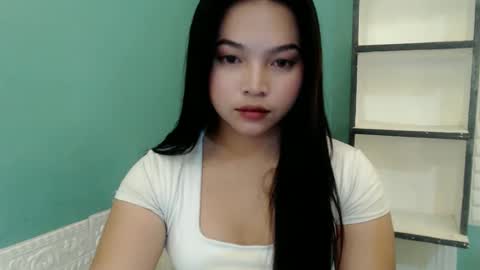 Snapshot of girlthatuneedxxx chatting on September 13, 5:02 pm Rhaine online show from September 13, 5:02 pm