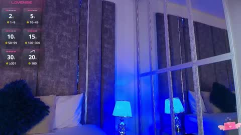     online show from September 23, 11:02 am