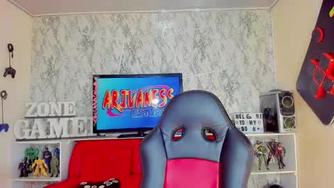 Gisel online show from September 13, 7:13 pm