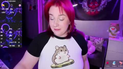 Snapshot of gitera_ chatting on November 17, 10:48 pm AlexaMillis online show from November 17, 10:48 pm