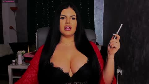 Giulia online show from January 17, 1:04 am