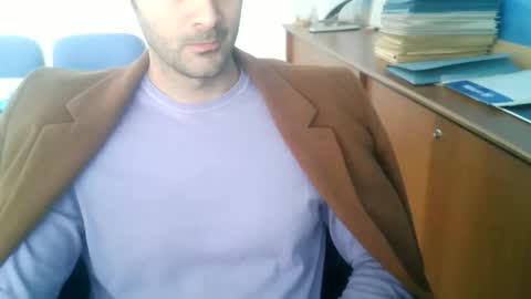 Snapshot of giuseppevai1 chatting on November 26, 11:11 am giuseppevai1 online show from November 26, 11:11 am