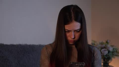 Agness online show from October 13, 1:33 pm