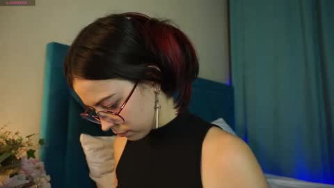 Agness online show from October 17, 2:52 pm