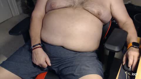 Snapshot of gizmo706 chatting on December 18, 7:42 pm gizmo706 online show from December 18, 7:42 pm